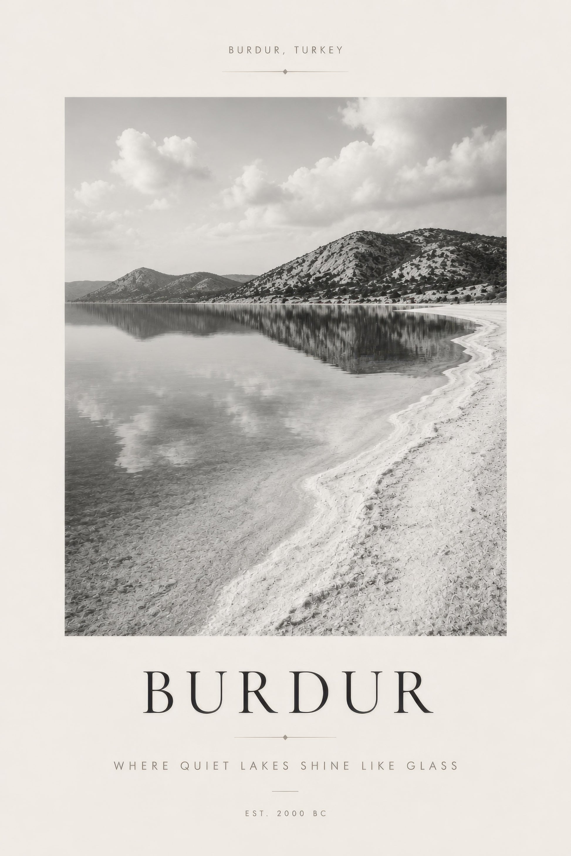 Gri Beyaz Burdur Göl Manzarası Minimalist Duvar Tablosu