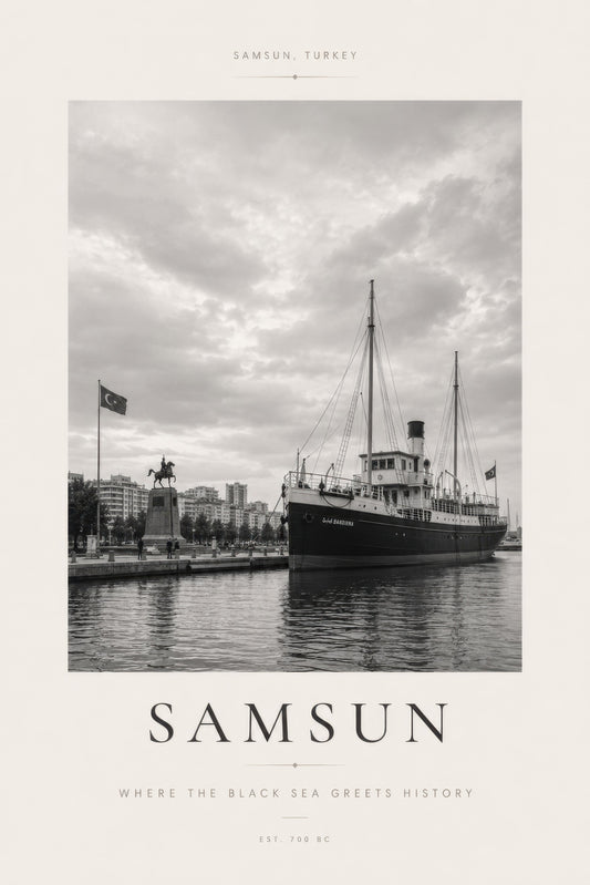 Gri Beyaz Samsun Limanı Nostaljik Fotoğraf Duvar Tablosu