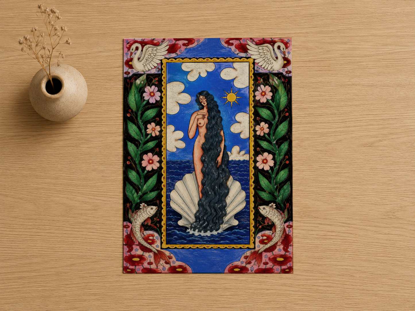 Venüs figürü, deniz motifleri ve floral bordür detaylarıyla tasarlanmış çok renkli sanat baskısı.