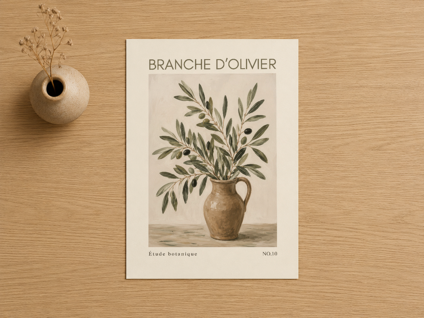 Branche d'Olivier adlı botanik sanat baskısı, toprak renginde vazo ve kurumuş çiçekle.