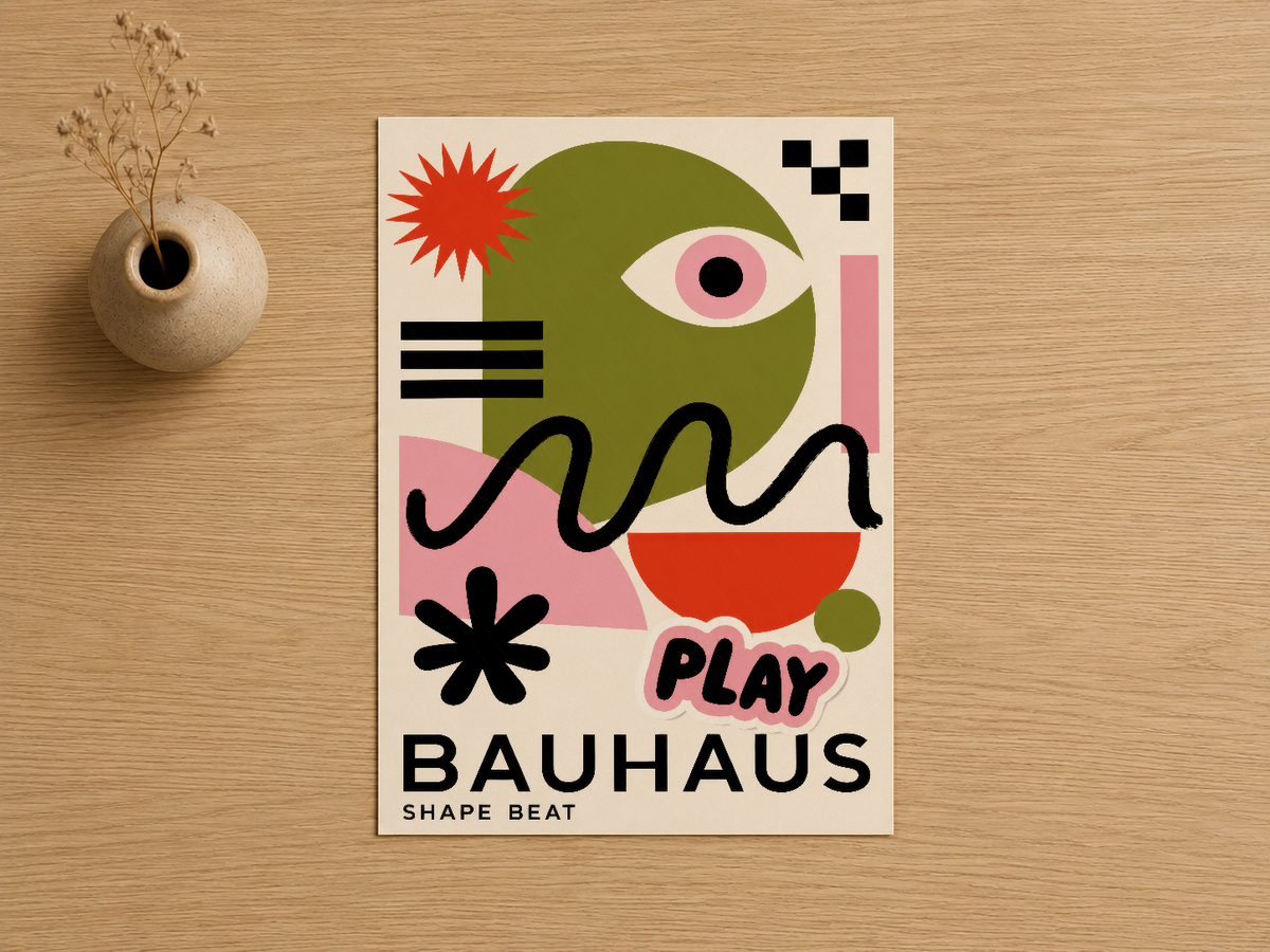 Bauhaus Shape Beat posteri, soyut sanat stilinde kırmızı, yeşil ve pembe renkler arasında dinamik geometrik oyun sergiliyor.