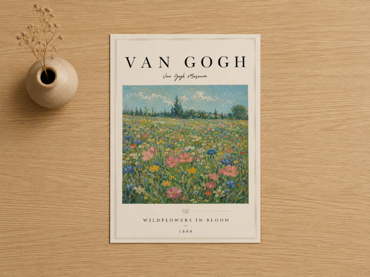 Canlı renkleriyle Van Gogh'un çiçek tarlaası tablosu, klasik beyaz çerçevede sanat severler için ideal bir dekorasyon