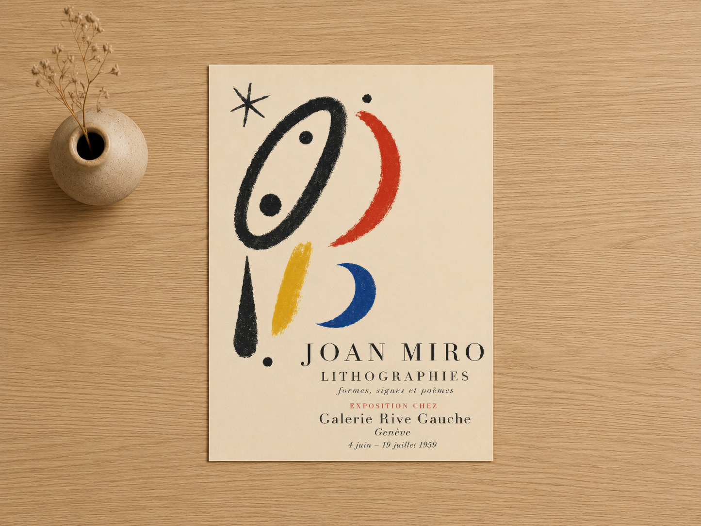 Joan Miro Lithographies baskı, canlı siyah, kırmızı, sarı ve mavi soyut şekiller içeren klasik sanat posteri.