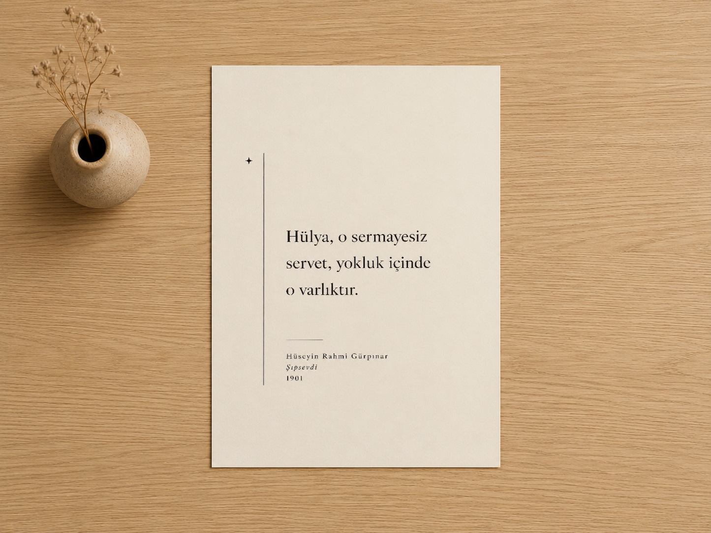 Krem zemin üzerine yerleştirilen, şiir alıntılı minimalist tasarım duvar tablosu.