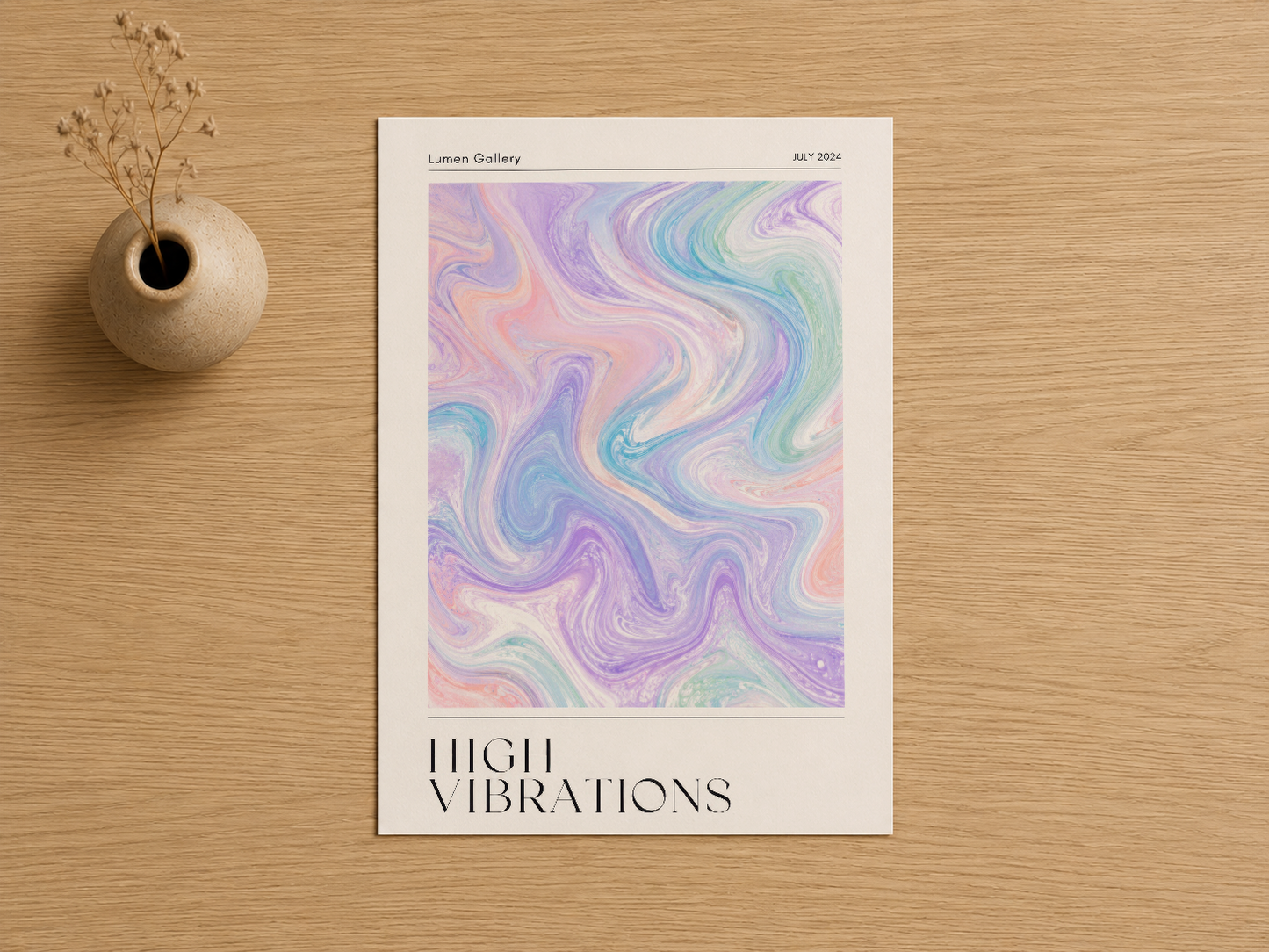 High Vibrations başlıklı, pastel tonlarında sıvı sanat deseni içeren premium sanat baskısı, mobilya üzerinde