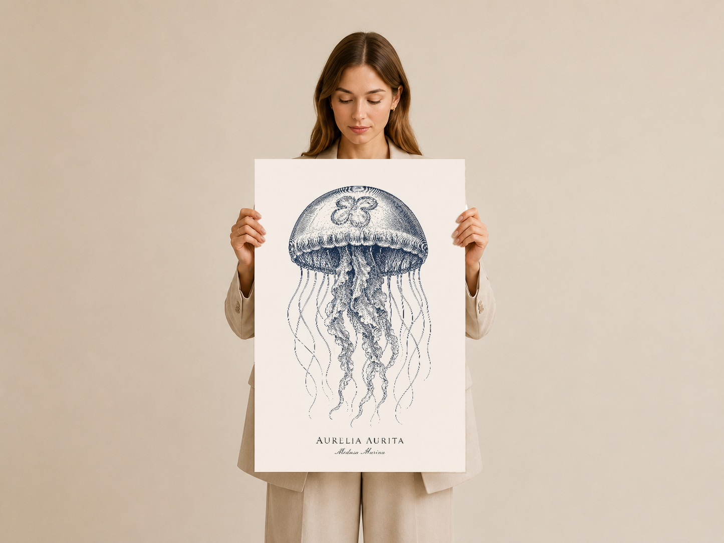 Aurelia Aurita denizanası tablosu, doğal açık renkli poster baskısı, portre boyutunda sanat eseri.