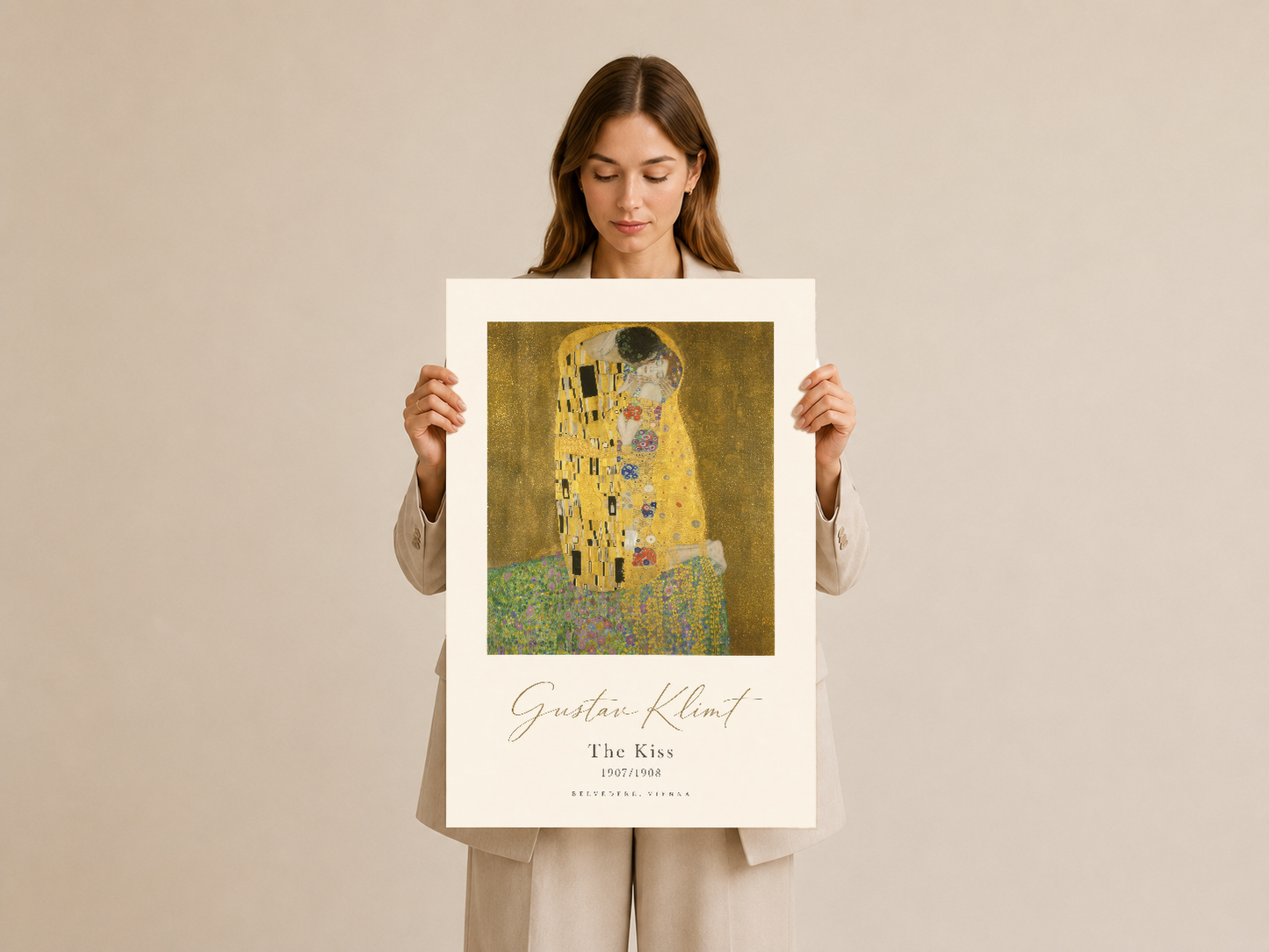 Altın-yeşil tonlarıyla çekici, Klimt imzalı sanat posteri tasarımı, kolayca çerçeveleneye hazır kalitede.
