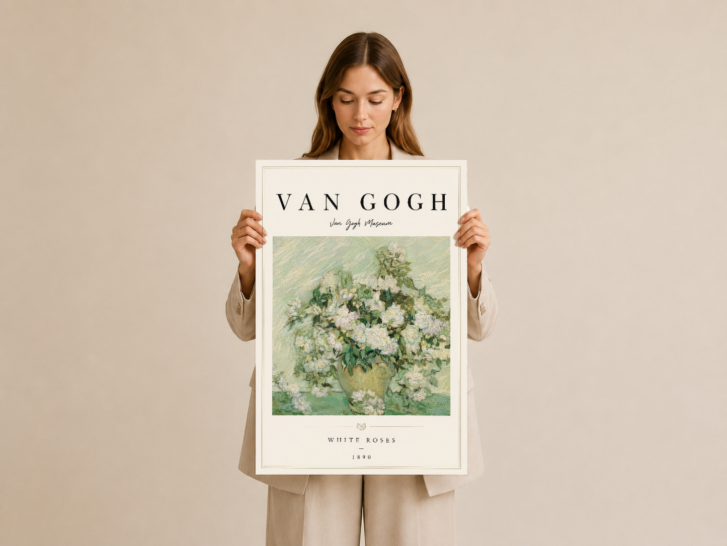 Van Gogh Beyaz Güller posteri, beyaz çerçeveli duvar sanatı olarak ellerinde sunuluyor.