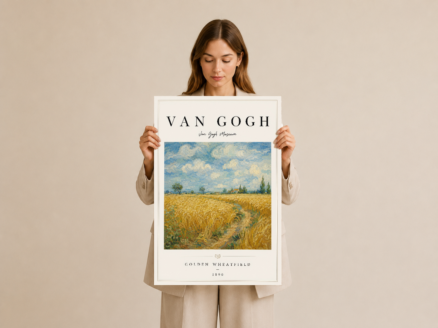 Van Gogh Altın Buğday Tarlası posteri, krem renkli çerçevede yer alan, sanatsal yaşam stilinin sembolü olan klasik baskı.