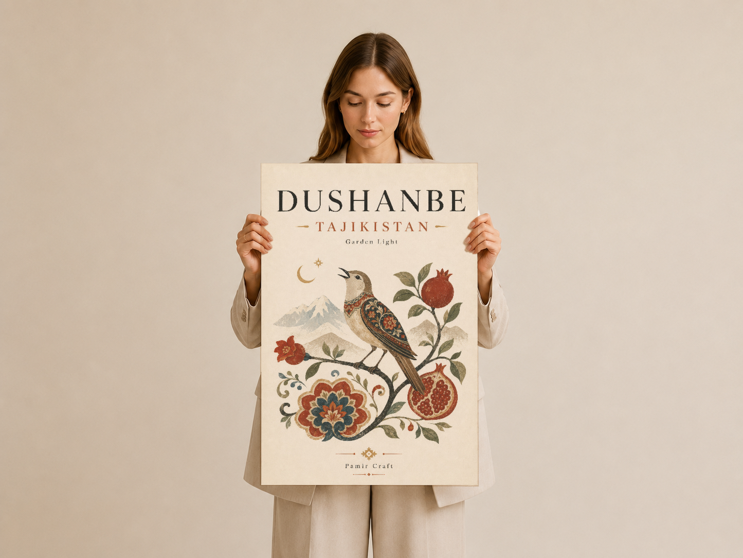 Dushanbe Tacikistan tablo, geleneksel çiçek ve kuş ilustrasyonuyla sanat zevkini sunan premium baskı.