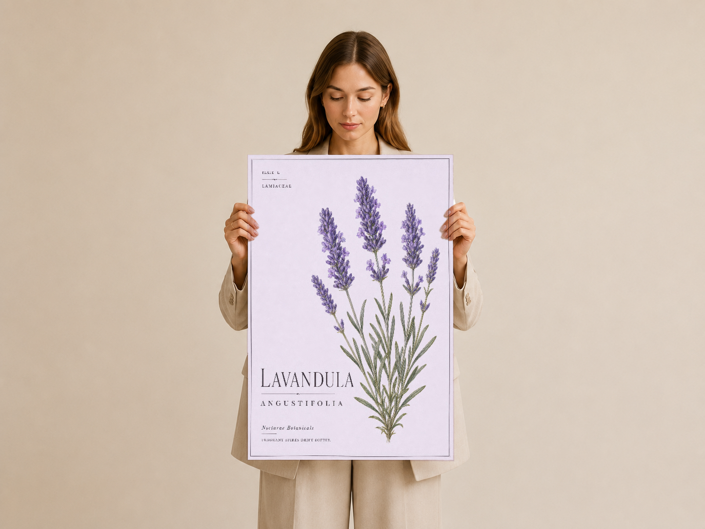 El ile tutulmuş, tarihsel botanik stilinde lavanda çiçek baskısı, kontrastlı renklerle.