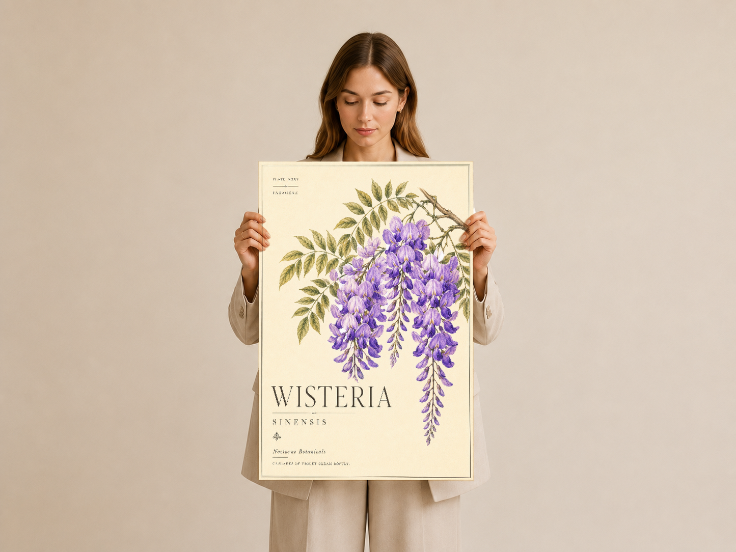 Mor wisteria çiçekleri detaylı olan sanat baskısı, düz bir zeminde tuttukça görüntülenen geniş format.