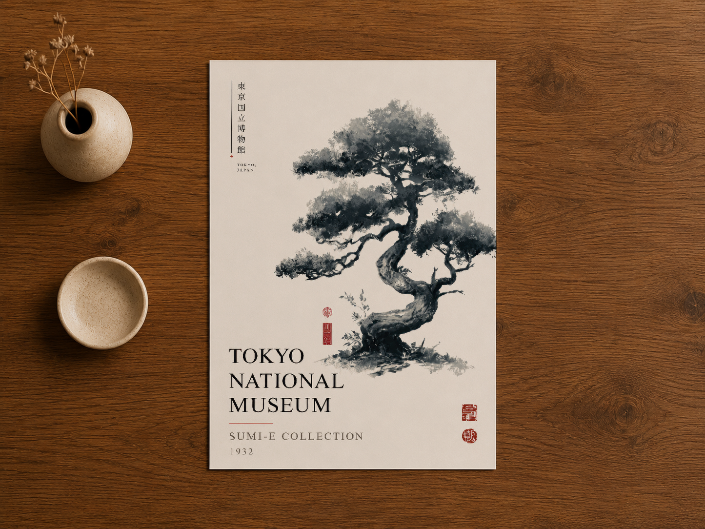 Sumi-e tekniğiyle çizilmiş elegent bonsai tasarımlı poster, doğal ahşap ortamda gösterilmiş.