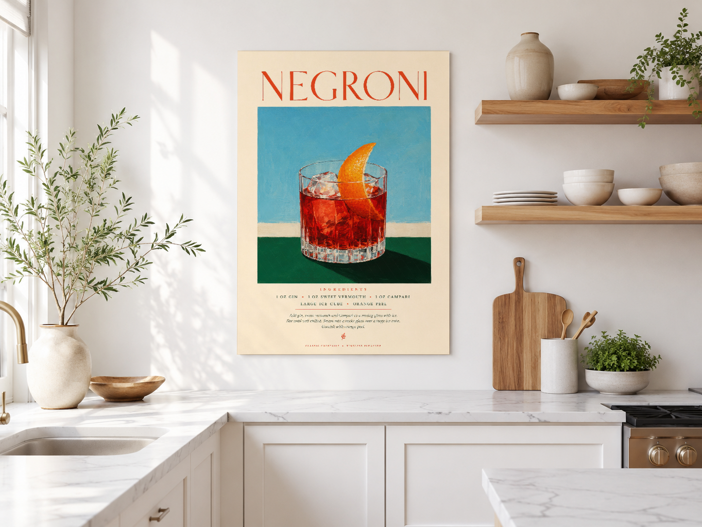 Vintage kokteyl posteri, minimalist mutfak duvarında sıcak ve çekici bir görsel vurgulama.