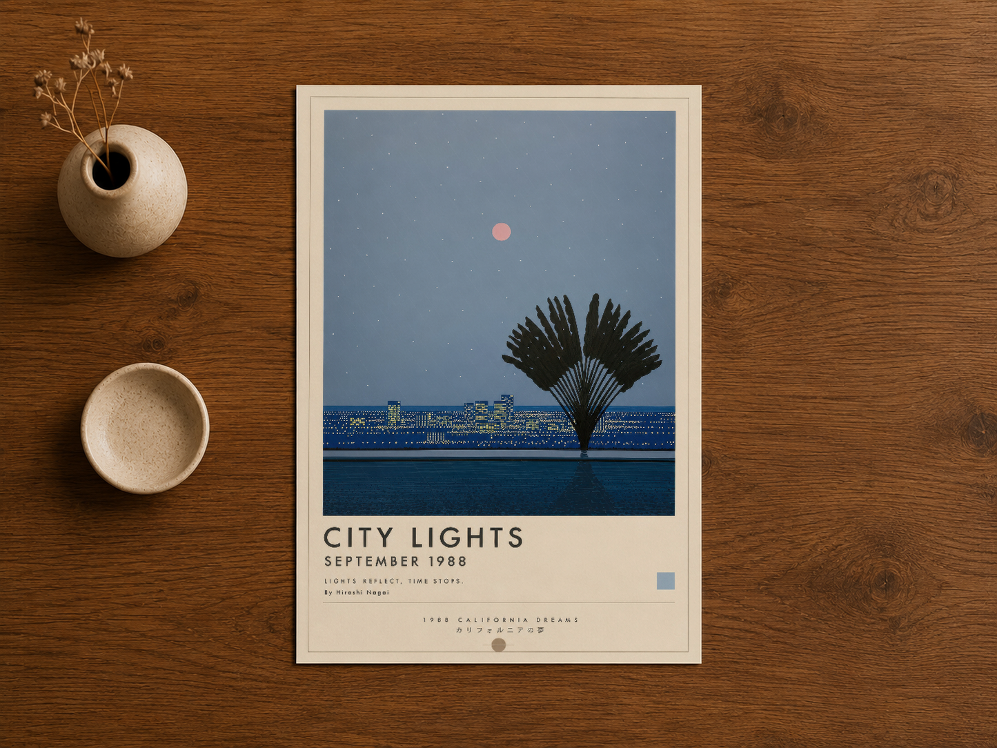 Doğal ahşap zemine yerleştirilmiş, retro estetikli City Lights konulu duvar sanat tablosu.