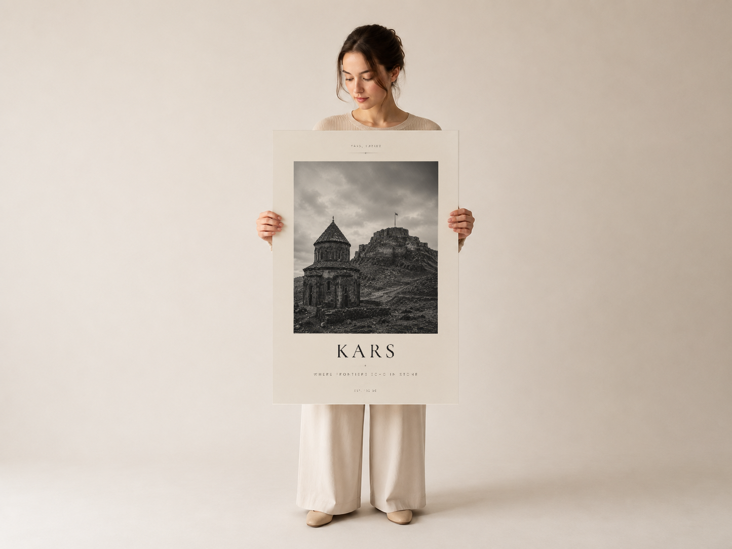 Kars duvar sanatı minimalist çerçeveli baskı, profesyonel sunum.