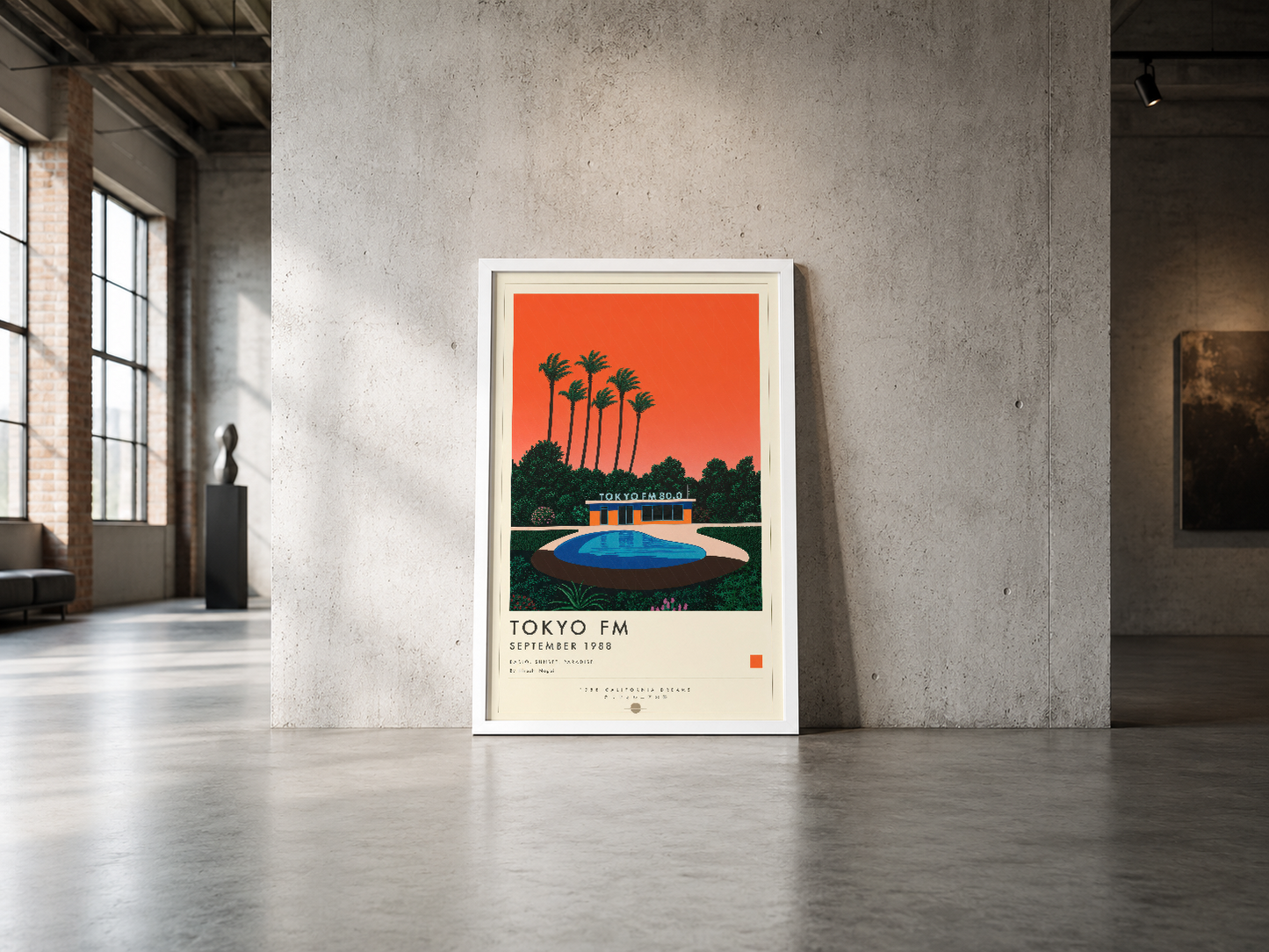 Minimalist endüstriyel mekanda, art deco tarzı Tokyo FM posteri, turuncu ve mavi renkleriyle modern duvar dekorasyonu.