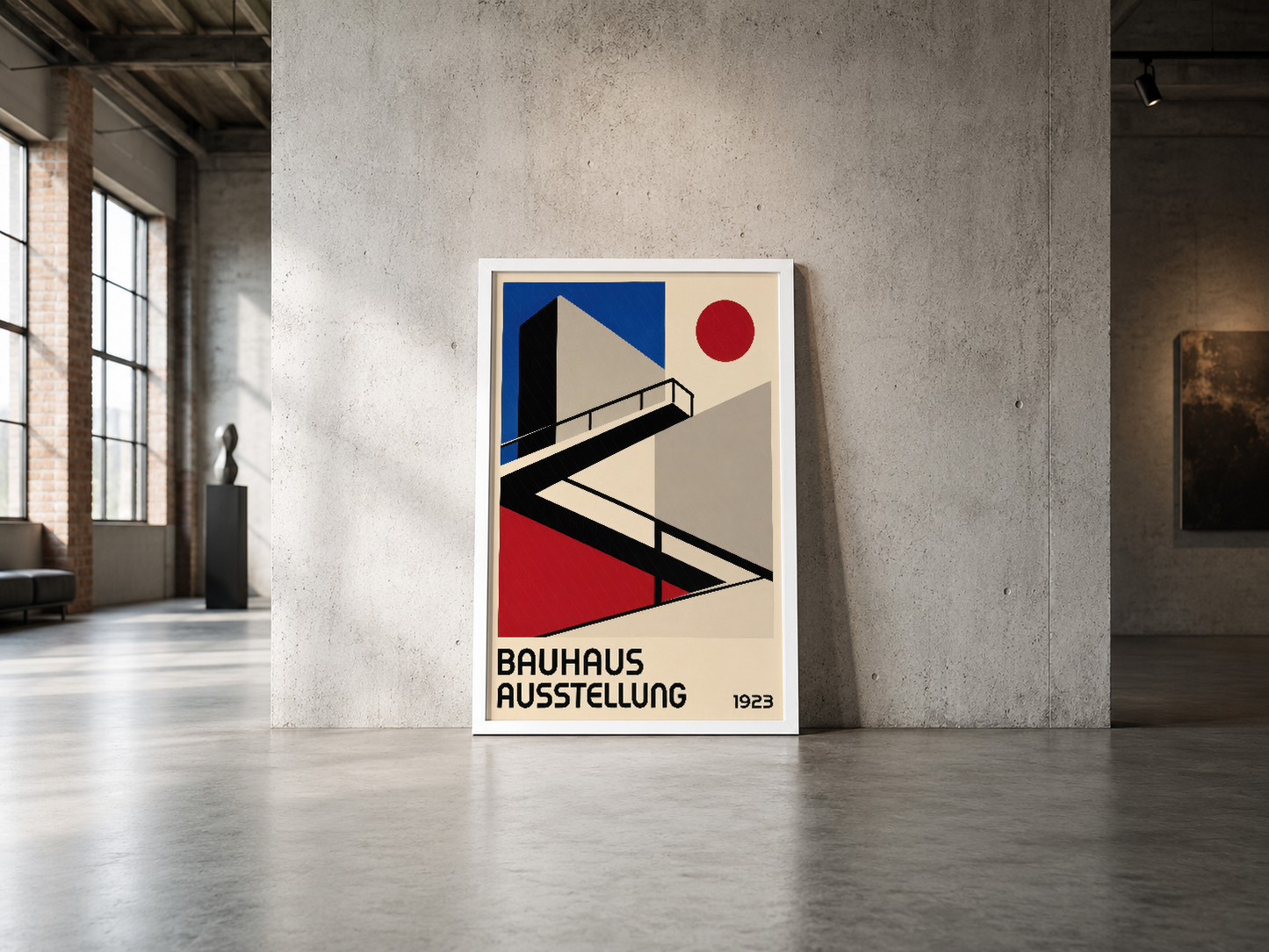 1923 Bauhaus Ausstellung posteri, beyaz çerçeveli, endüstriyel loft dekorasyon konseptinde.