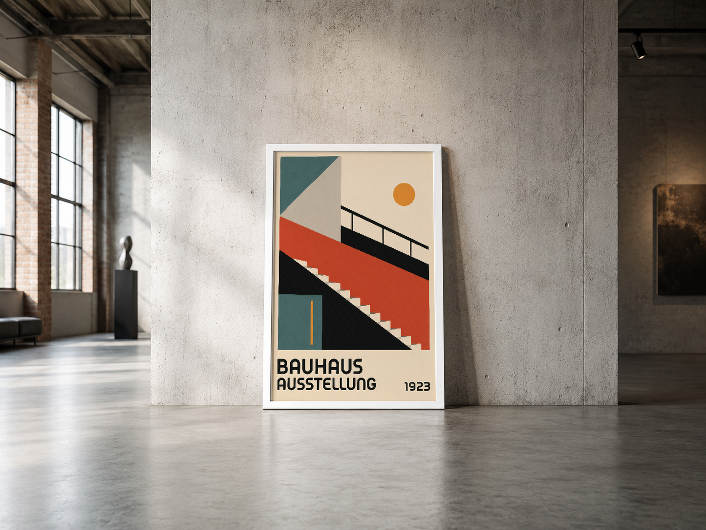 Ikonik Bauhaus sergisi afişi, siyah, kırmızı ve mavi tonlarında devrimci sanat stili yansıtır.