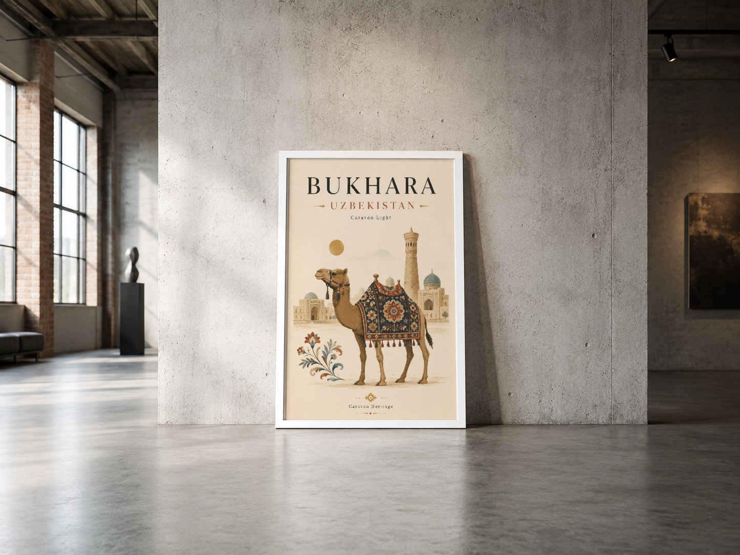 Bukhara Özbekistan poster, kültürel mirasını yansıtan deve ve geleneksel sanat deseniyle endüstriyel mekanı canlandırıyor.