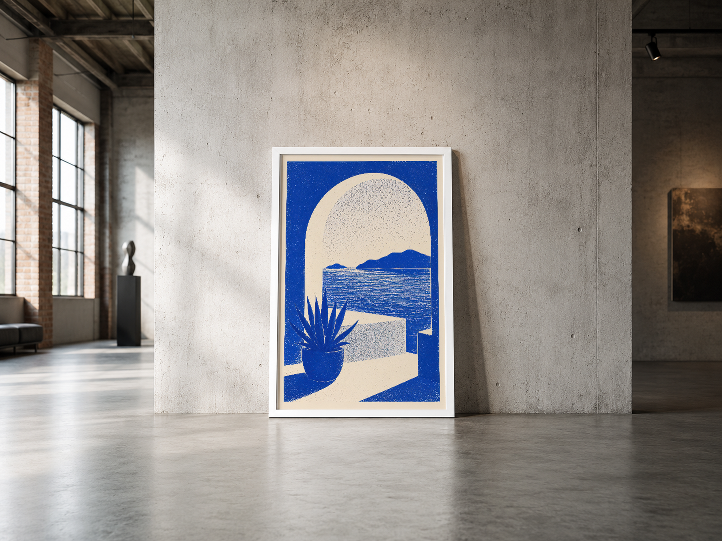 Çerçeveli, soyut mavi deniz ve ay sahnesi, modern galeri stiliyle sergilenen poster.