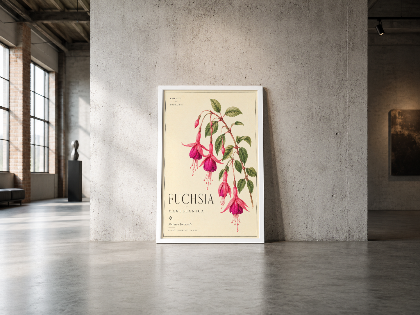 Detaylı bitki illüstrasyonu tarzında Fuchsia posteri, beyaz çerçeveli, endüstriyel stilin sert çizgilerini yumuşatıyor.