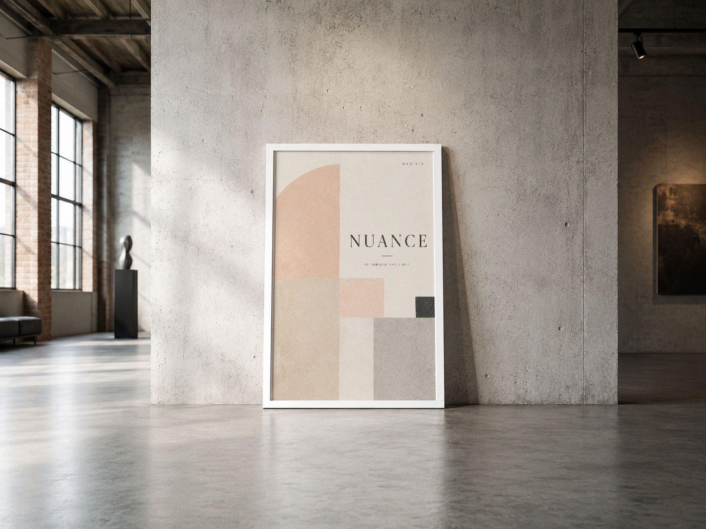 Pastel tonlardaki Nuance posteri, beyaz çerçeveli haliyle endüstriyel alanlarda minimalist bir etki yaratıyor.