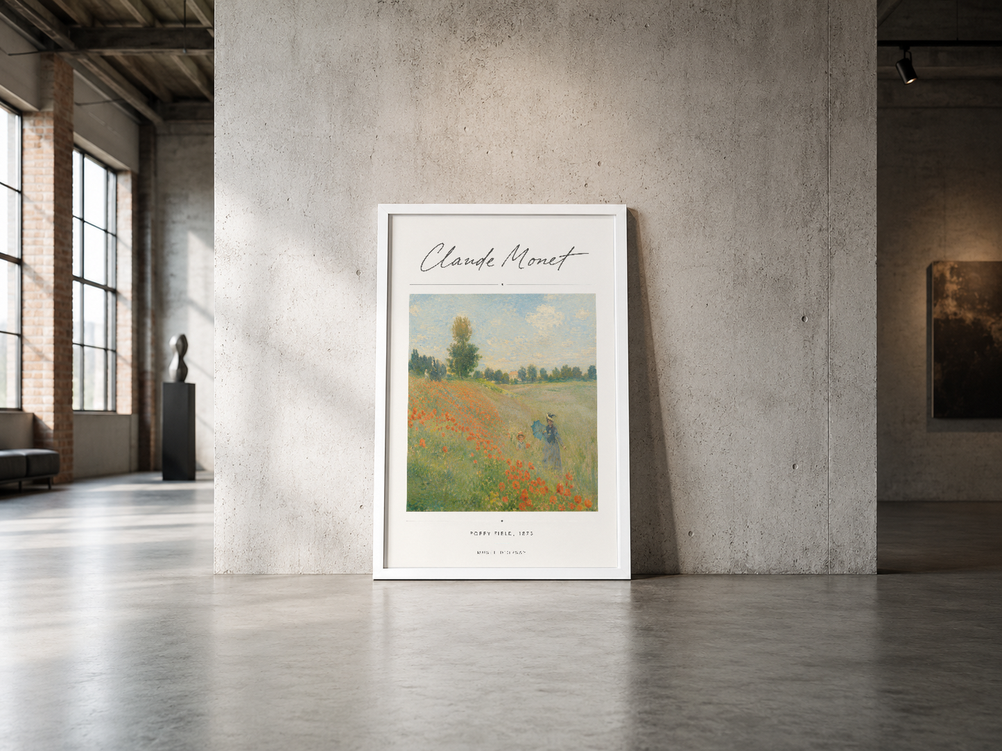 Monet'nin ünlü Gelincik Tarlası posteri, beyaz çerçeveli, endüstriyel mekanda sanat eseri olarak sergileniyor.