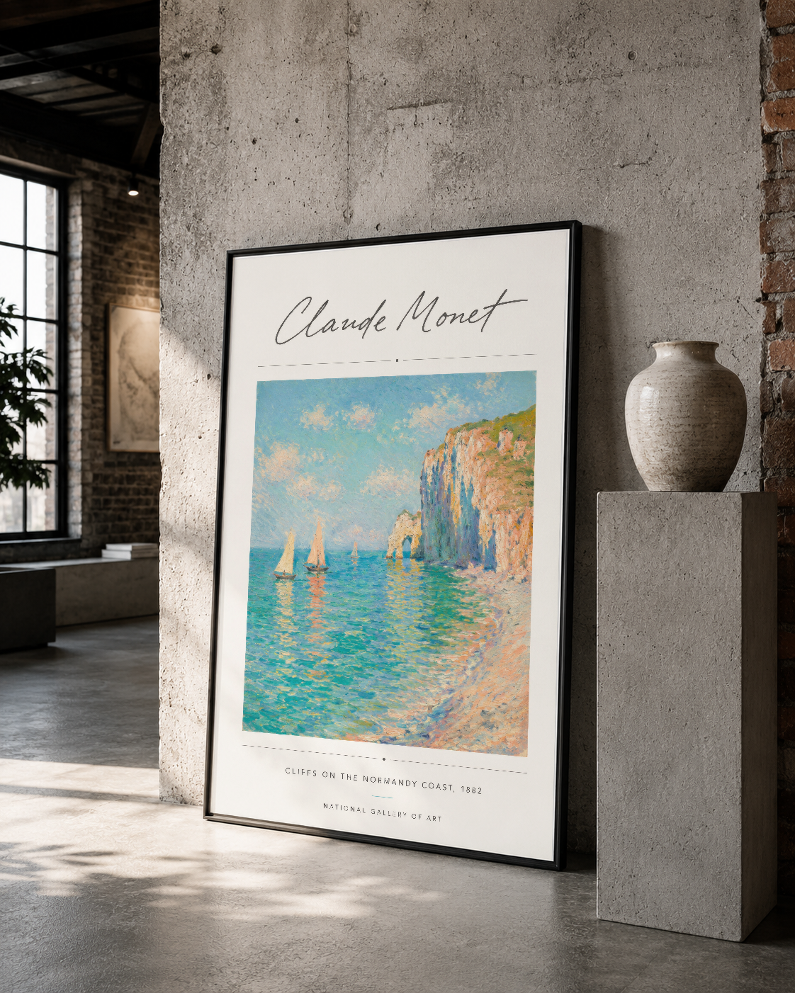 Monet'nin ünlü kaya uçurumu eseri, siyah çerçevede loft tarzı betonlu iç mimaride sergileniyor.