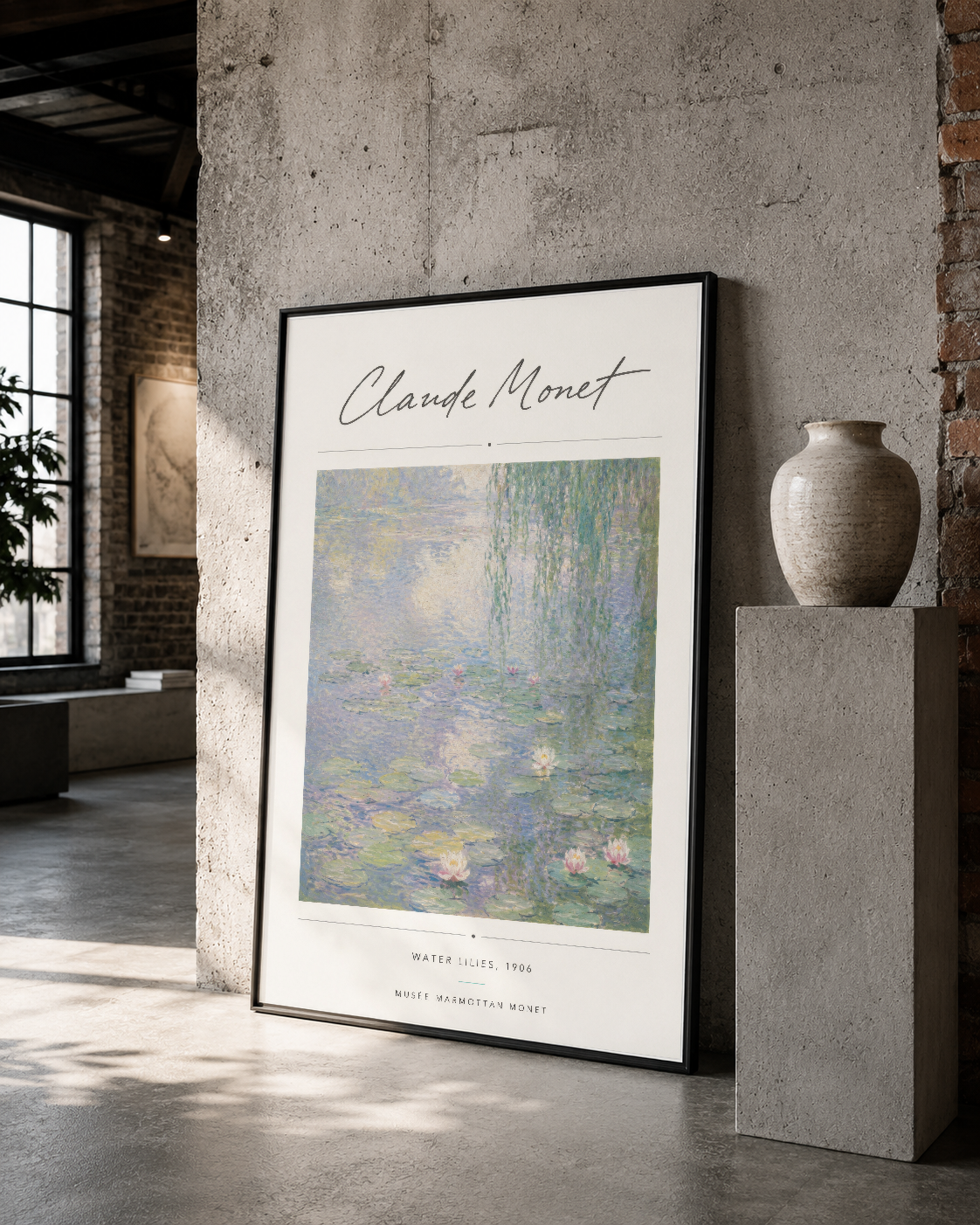Claude Monet'nin su liliği tablosu siyah çerçevede, ruh dekoratif endüstriyel mekanda klasik sanat eserinin modern yorumu.
