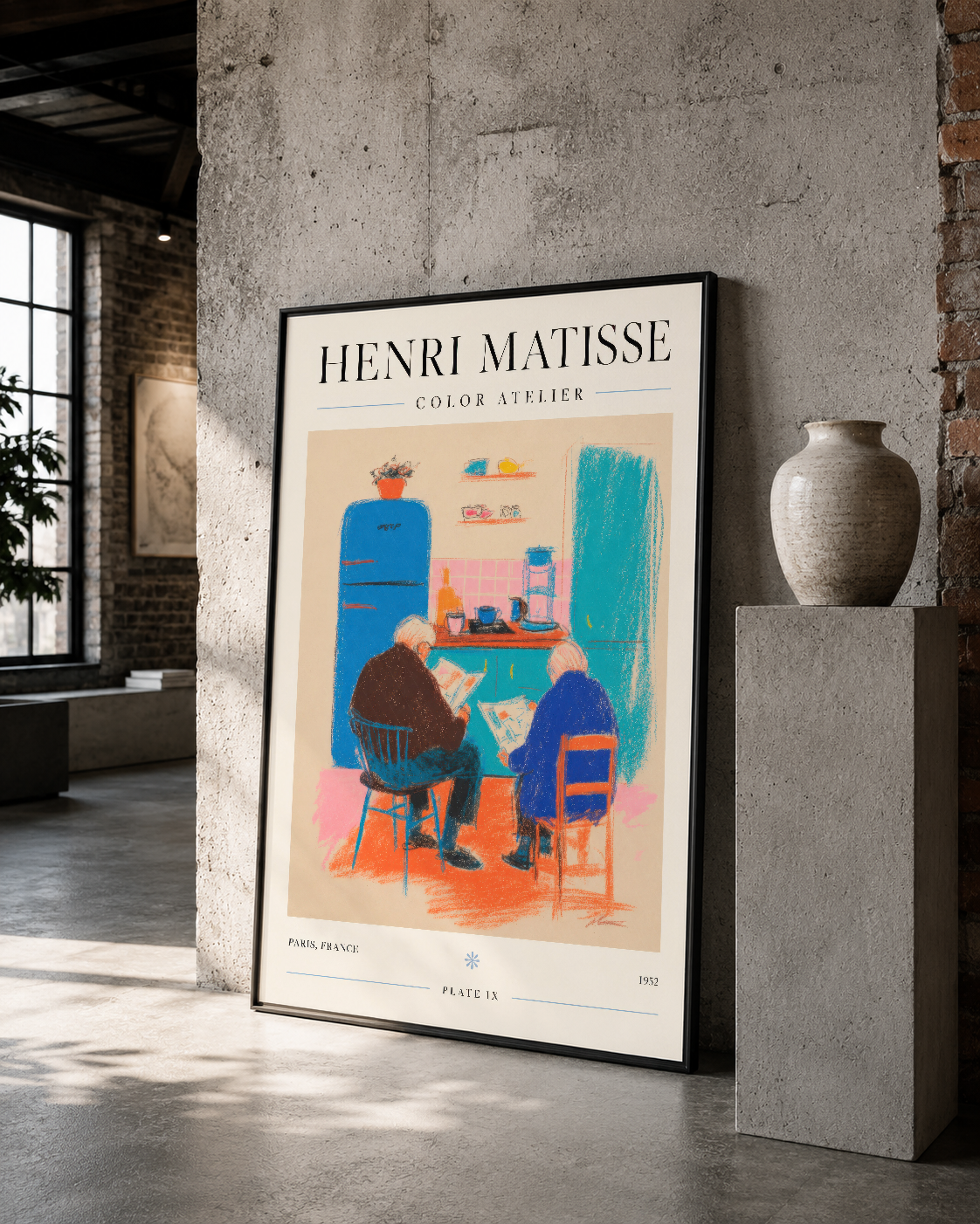 Henri Matisse Color Atelier posteri, siyah çerçeveli, loft stilindeki alanda konkret duvar yanında durarak dikkat çeken