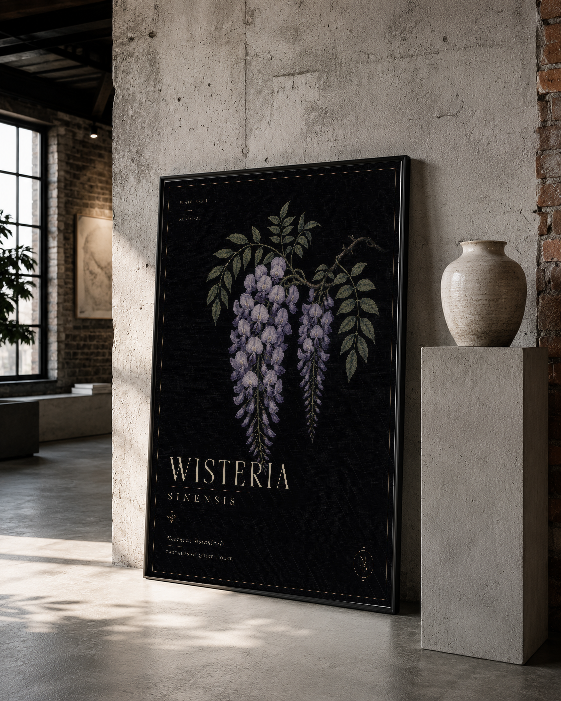 Wisteria sanat tablosu, siyah çerçeveli, vintage endüstriyel dekorasyon ortamında sergilenen.