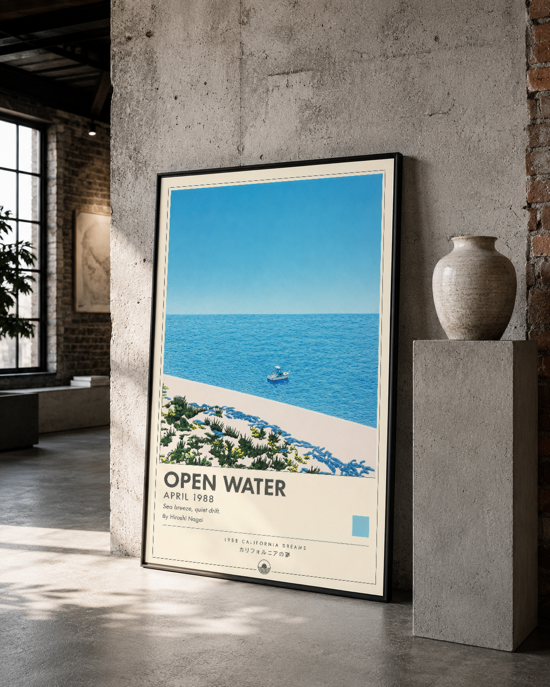 Siyah çerçeveli deniz manzarası posteri, endüstriyel stil dekorasyonla uyumlu.