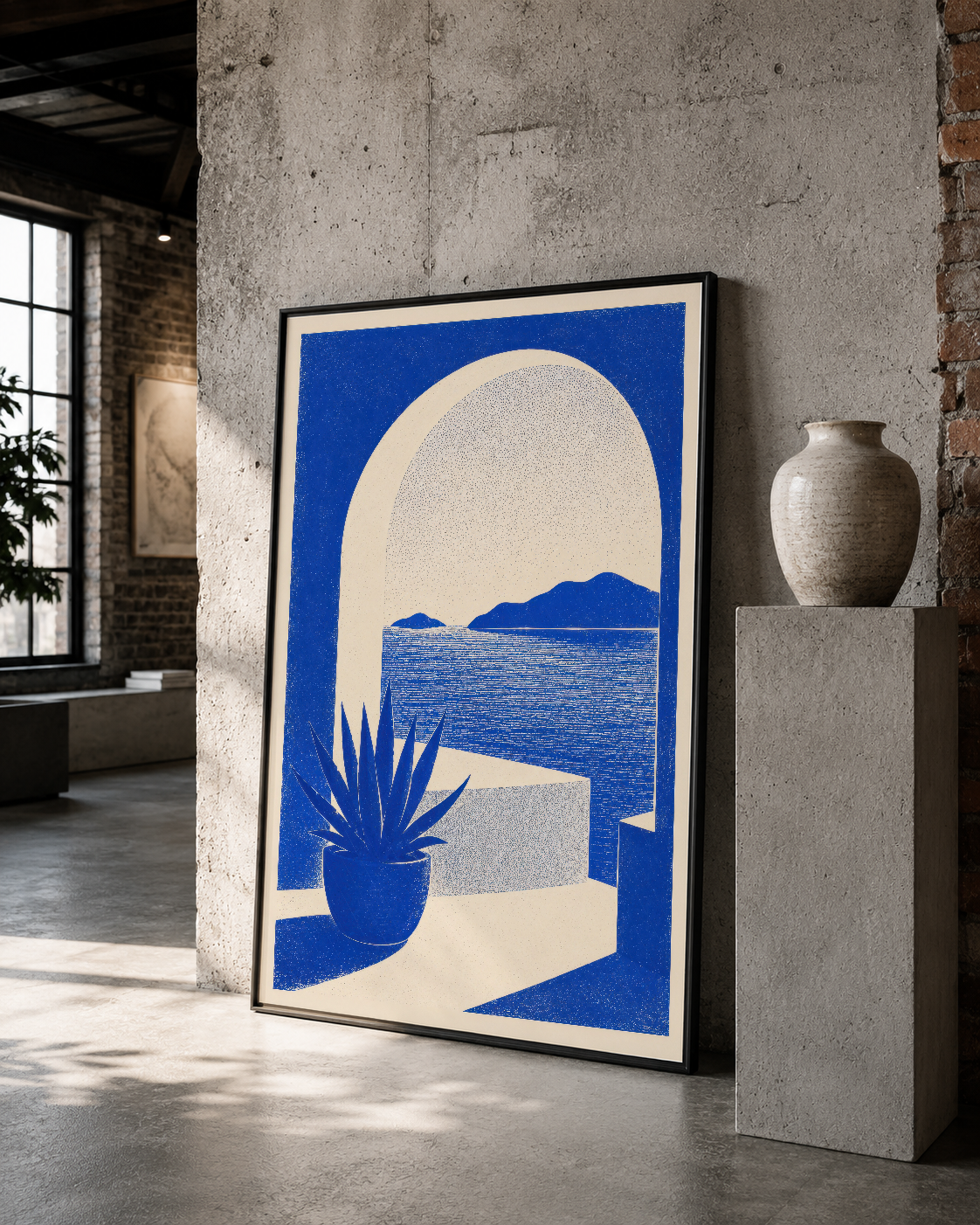 Çerçeveli, art deco tarzı mavi gökyüzü ve deniz manzarası tablosu, minimalist dekor.