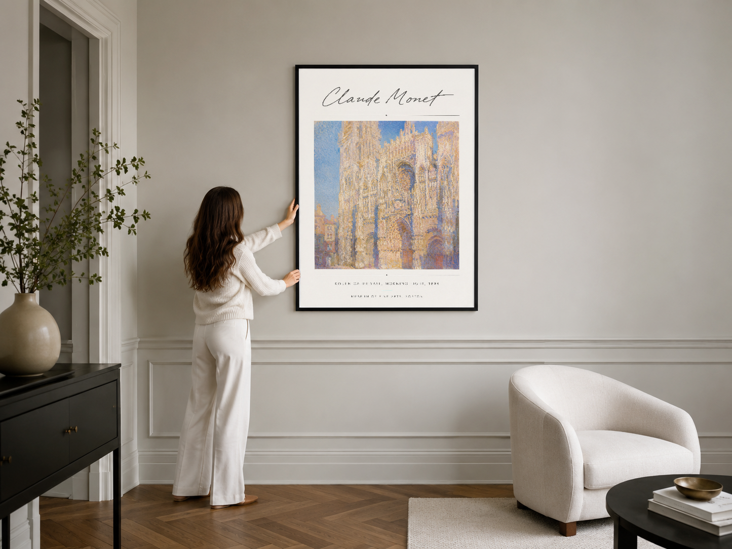 Monet'nin başyapıtı, siyah çerçevede ve parlak beyaz duvar üzerine asılı, görkemli bir sanat koleksiyonunun merkez parçası.