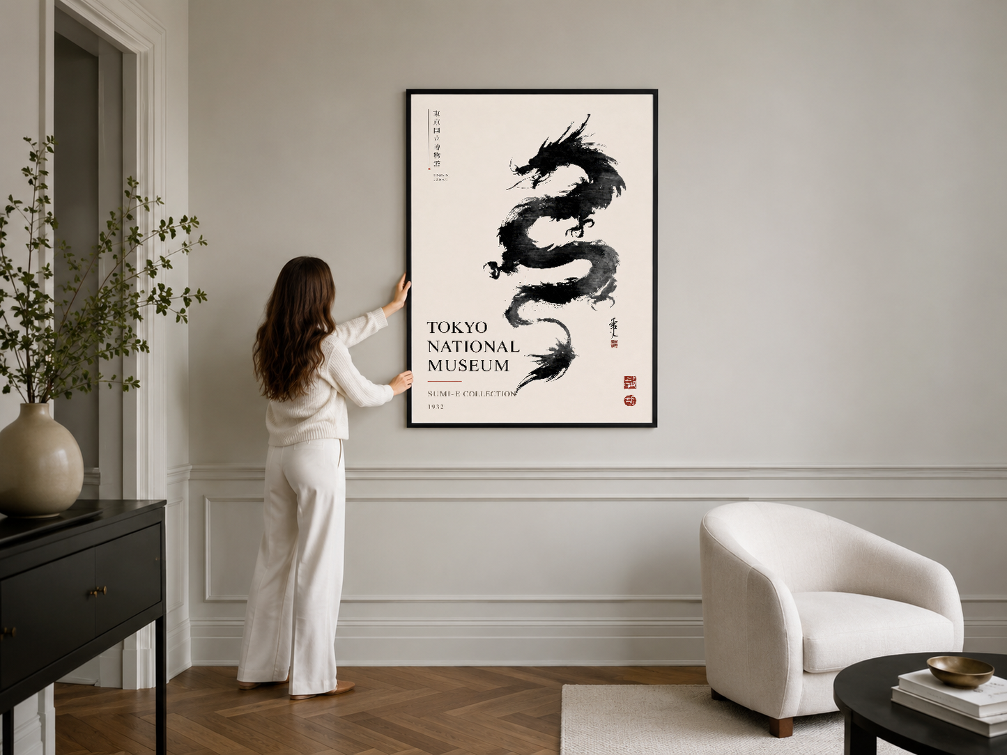 Tokyo Müzesi tasarımı siyah çerçevede, modern yaşam alanında sofistike sanat ve Uzak Doğu kültürü yansıtır.
