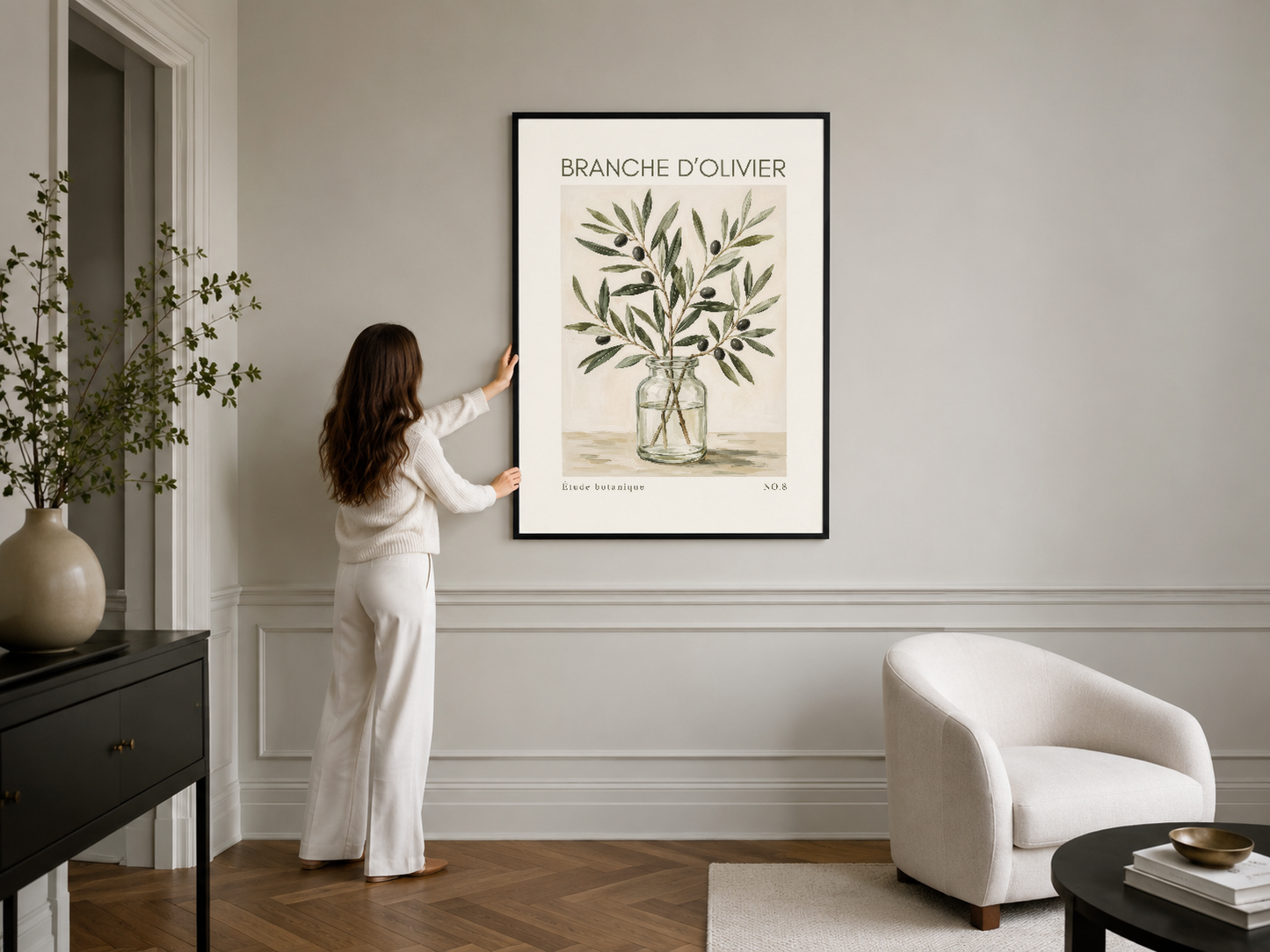 Siyah çerçevesi ile modern klasik tasarımı birleştiren zeytindalı botanik poster, şık yaşam alanını canlandırıyor.