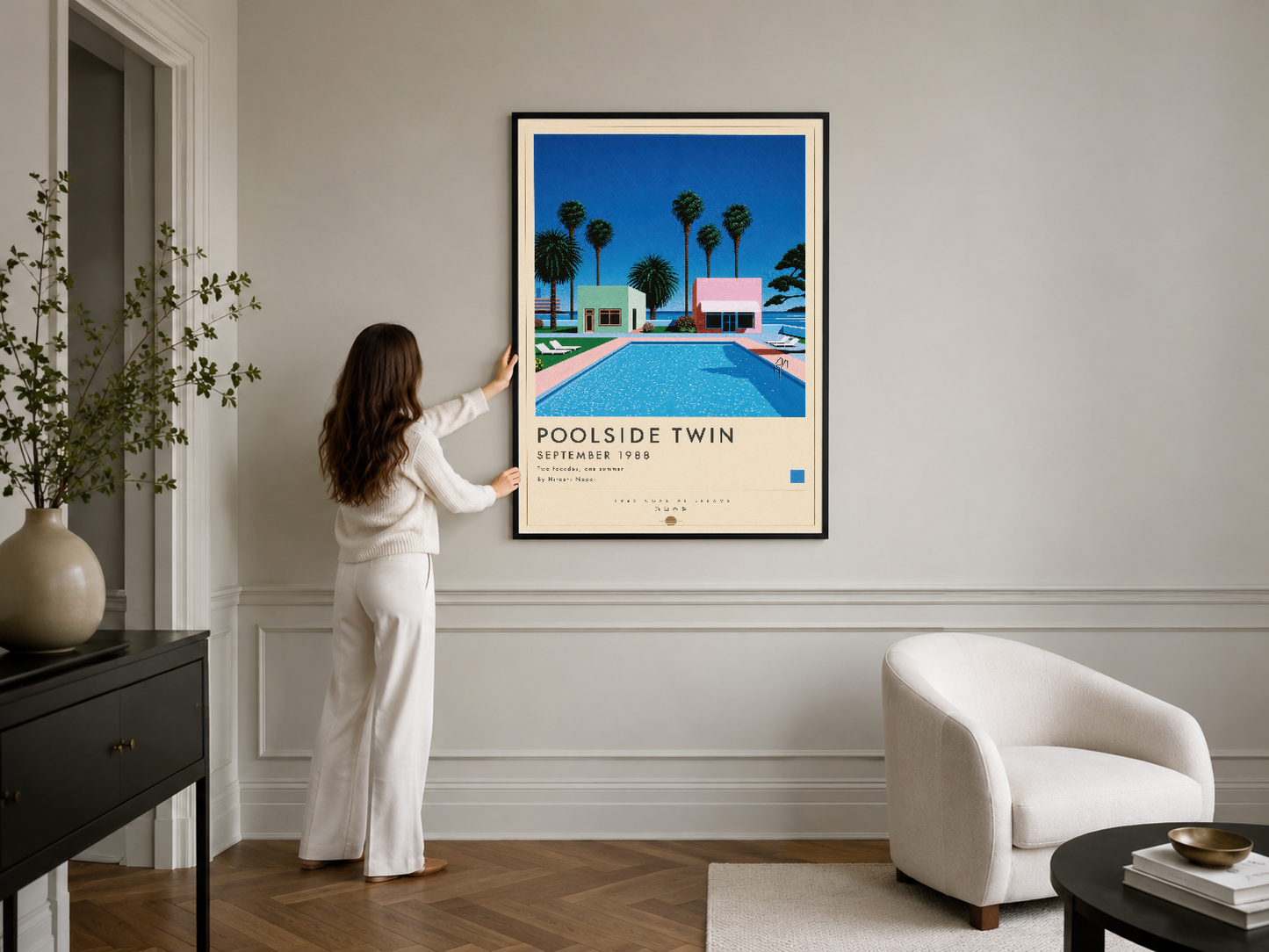 Çerçeveli Poolside Twin posteri, retro palmiye ve havuz görüntüsü ile klasik interiyor tasarımına nostalji katıyor.