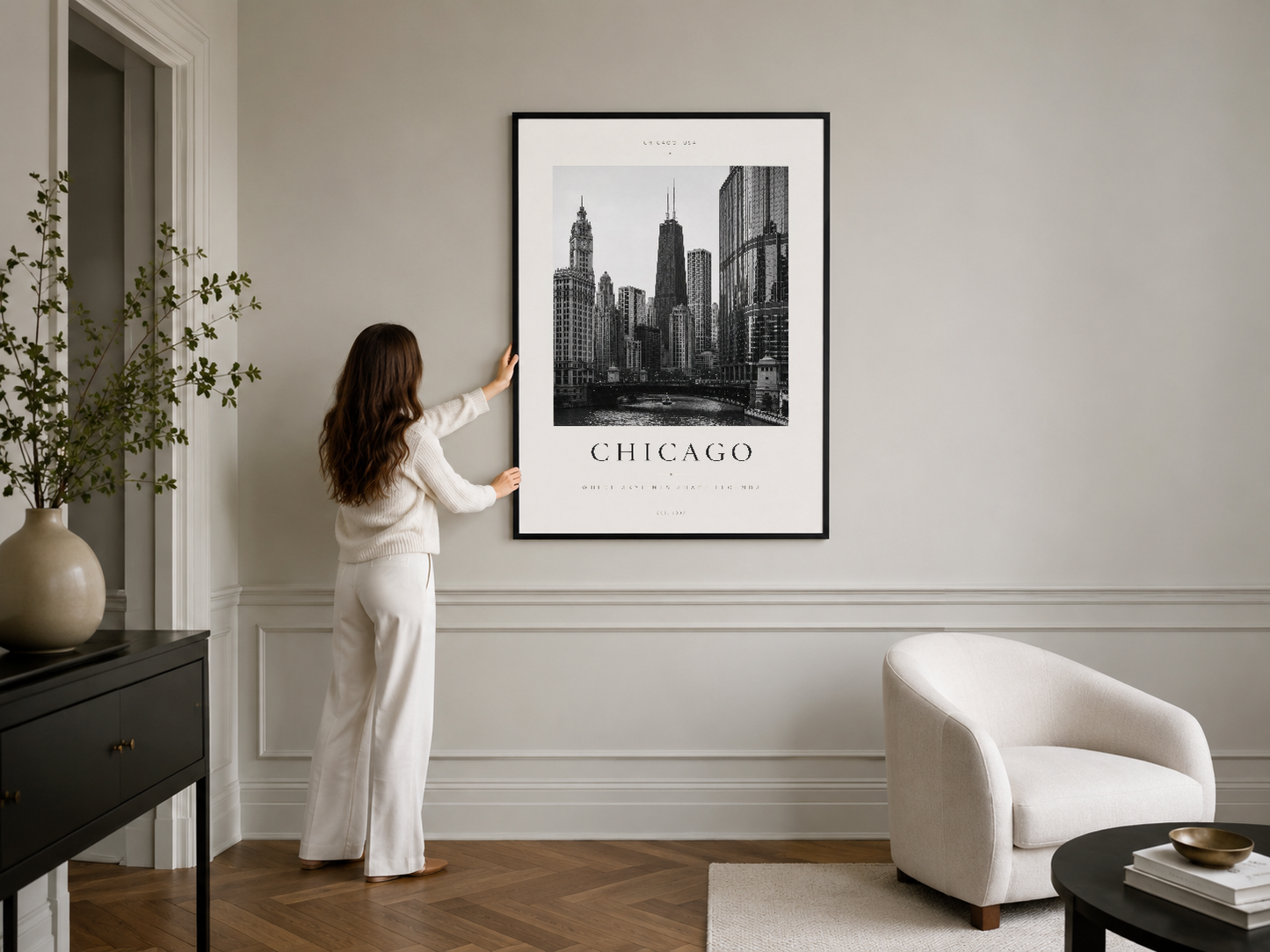 Chicago şehir silueti siyah çerçeveli poster, modern oturma alanının ana duvar dekoru olarak.
