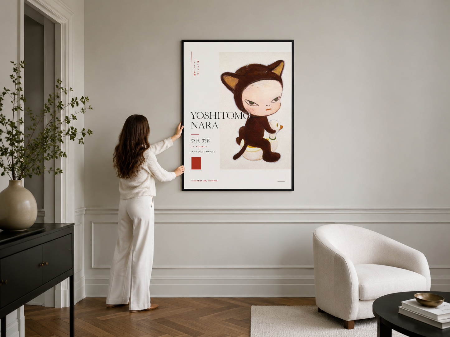 Minimalist kedi portresi posteri, siyah çerçevede çağdaş iç mimaride zarif duvar dekorasyonu.