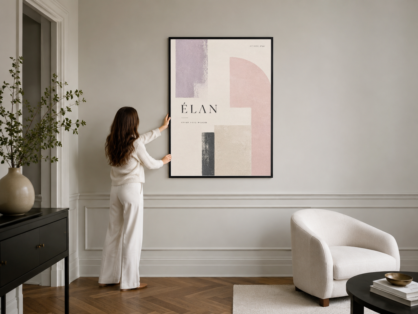 Sade elegansı yansıtan Élan posteri, klasik iç tasarımda dikkat çekici bir duvar sanat parçası olarak yer alıyor.