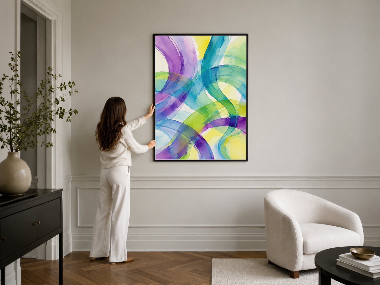 Pastel renklerde akan geometrik formların dans ettiği modern tasarım, siyah çerçevede şık iç mekanda.