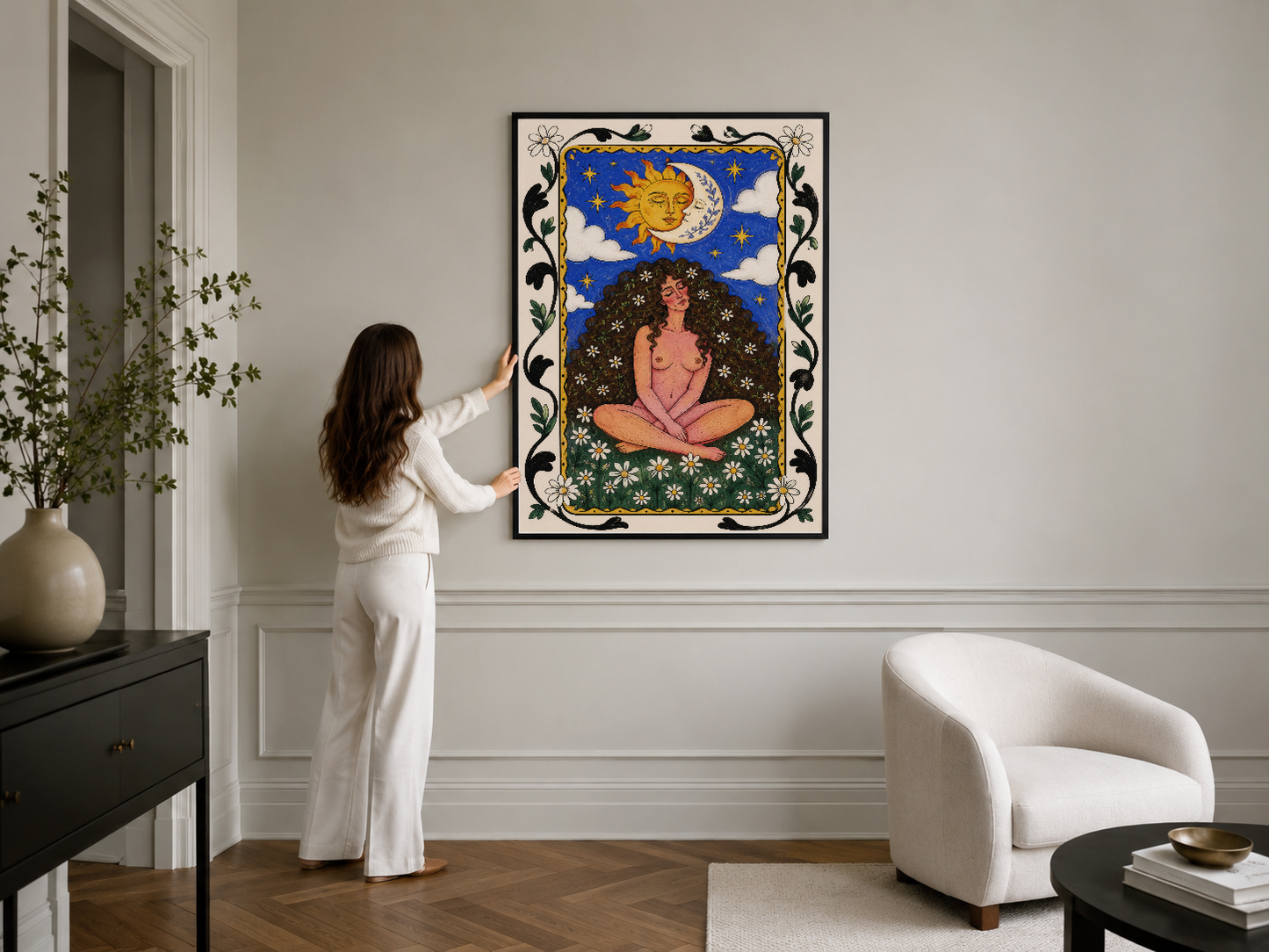 Şık siyah çerçeveli muasır sanat tablosu, mistik figür ve kozmik tasarım, minimalist odada duvar dekoru.