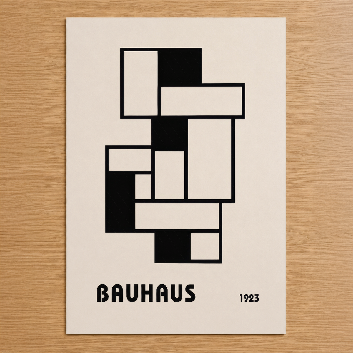 1923 Bauhaus tasarımı, siyah ve beyaz geometrik şekillerin uyumlu bileşimi ile modernist estetik sunan poster.