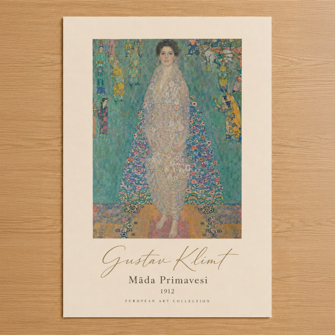 Klimt'in ikonik Mâda Primavesi tablosu, turkuaz zemin üzerine çiçekli elbiseli kadın portresiyle sanat koleksiyonunuza