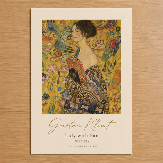 Gustav Klimt'in ikonik Kadın ve Hayran tablosu, altın sarısı arka plan ve renkli floral motiflerle art nouveau stilinin