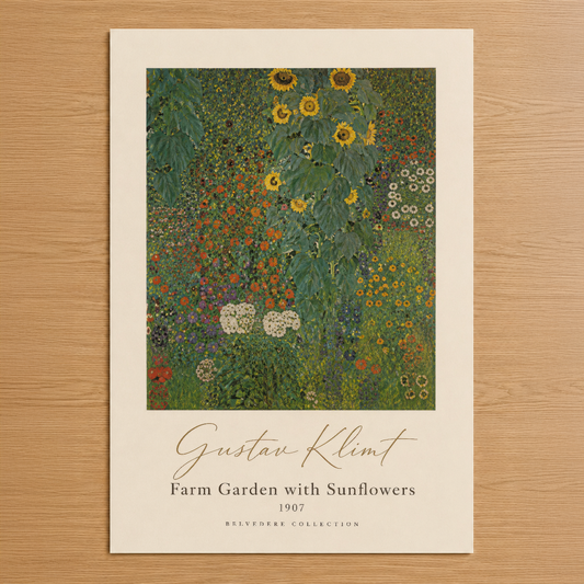 Gustav Klimt'in ikonik Çiftçi Bahçesi eseri, sarı ayçiçekleri ve renkli çiçeklerle dolu verimli bahçe sahnesi.