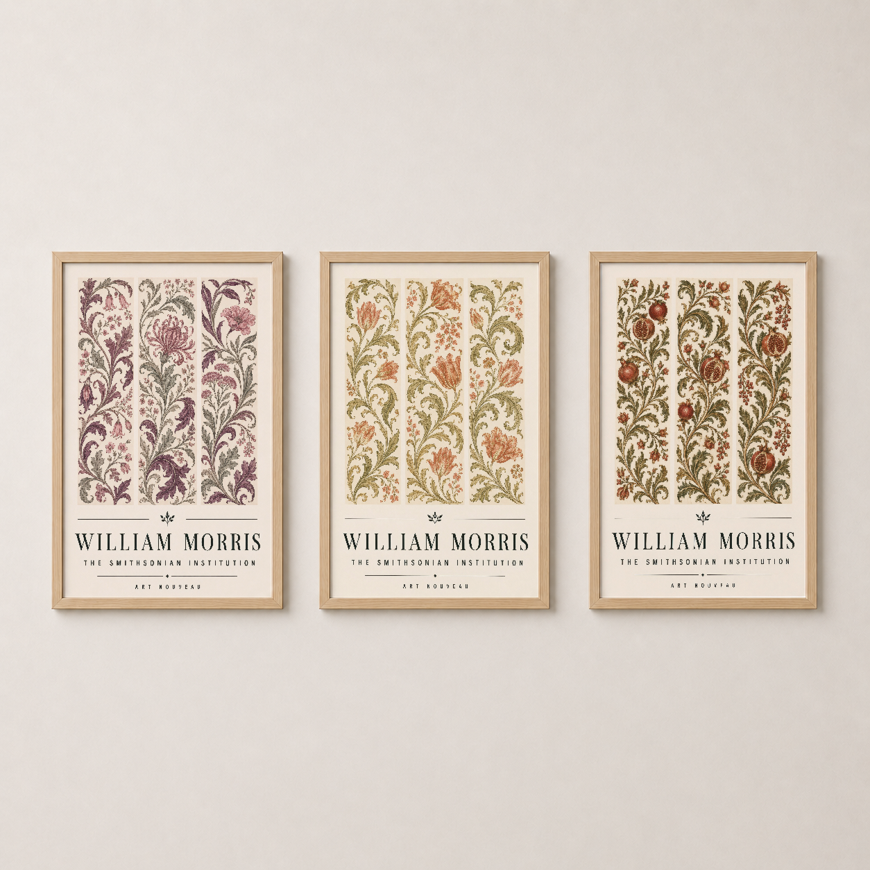 Ahşap çerçeveli William Morris çiçek deseni tablo triptyği, ılık ve doğal oda aksesuarı.