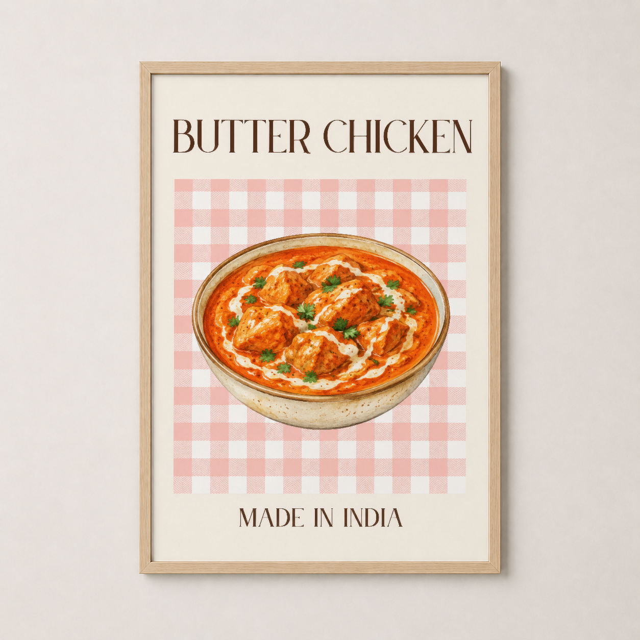 Ahşap çerçeveli Butter Chicken tablosu, sıcak ve doğal tonda mutfak duvarında konfor hissi veren dekor.