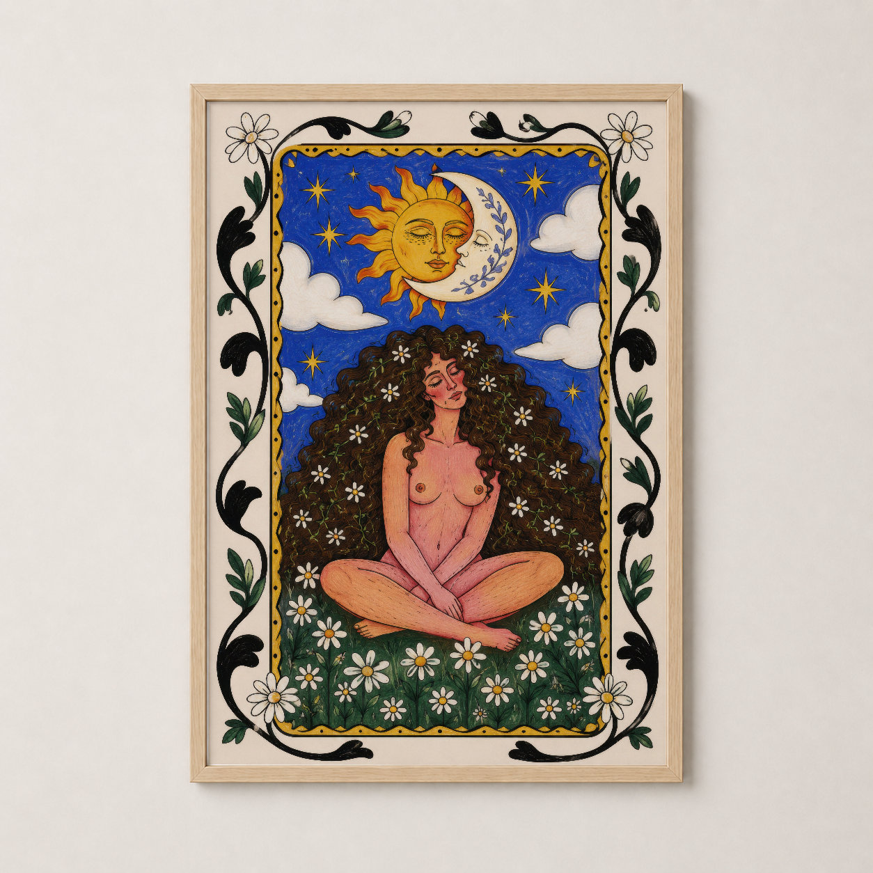Doğa ilhamı duvar sanatı, ahşap çerçeve içinde, güneş-ay ve çiçek motifli boho tasarım.